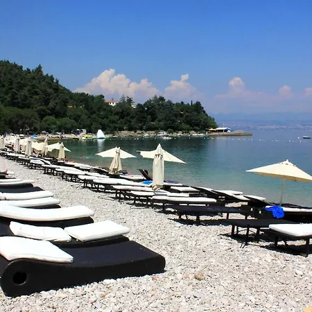 Apartament With Parking Space Medveja, Opatija - 7721 Medveja